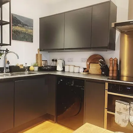 Apartman Stunning 2 Bedroom In Bedminster Down